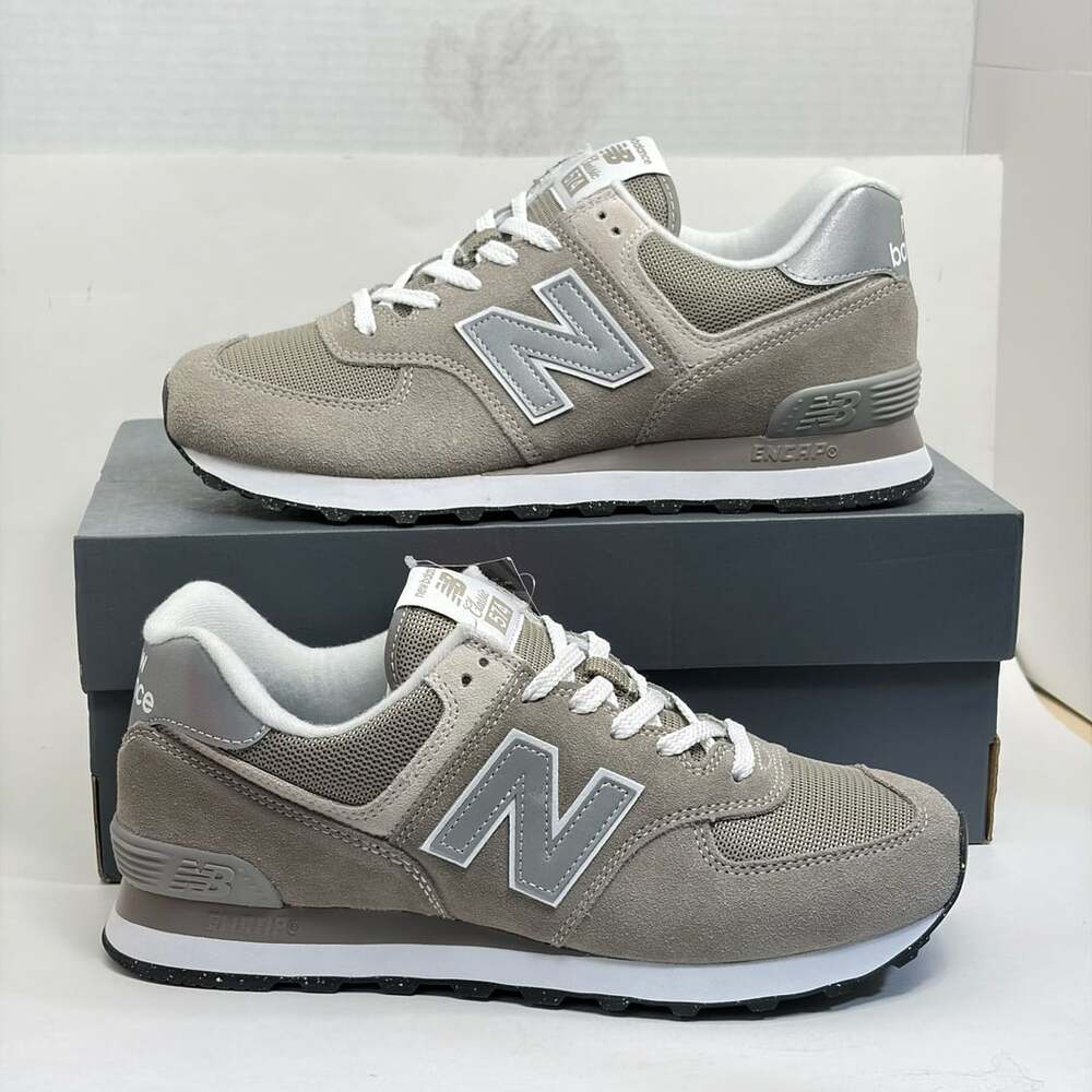 New Balance 574 Core ML574EGG Size 8.5 Men’s Grey Suede Sneakers New